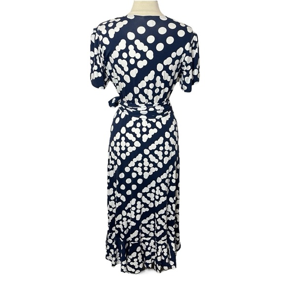 NWOT CABI The Perfect Wrap Dress Navy & White Polka Dot, Medium (fits Lg) - Picture 7 of 13